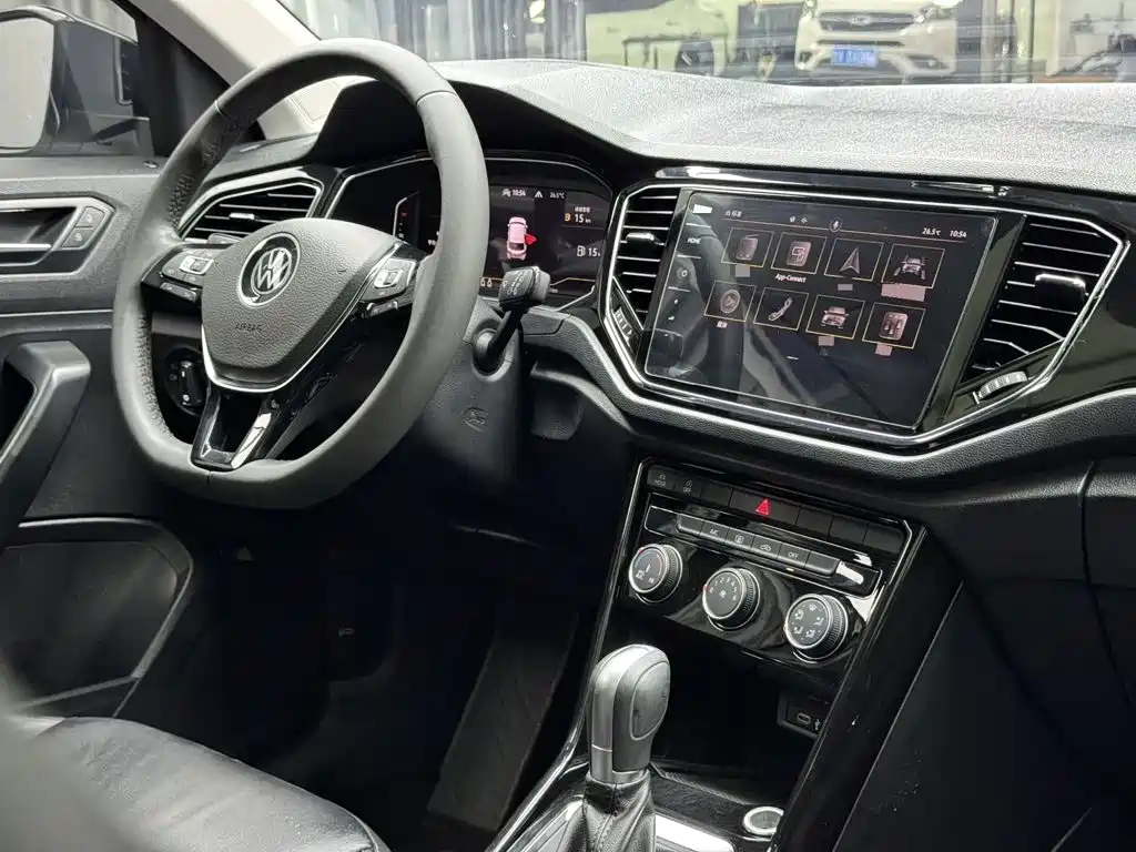 Volkswagen T-Roc 2022 — фото 11