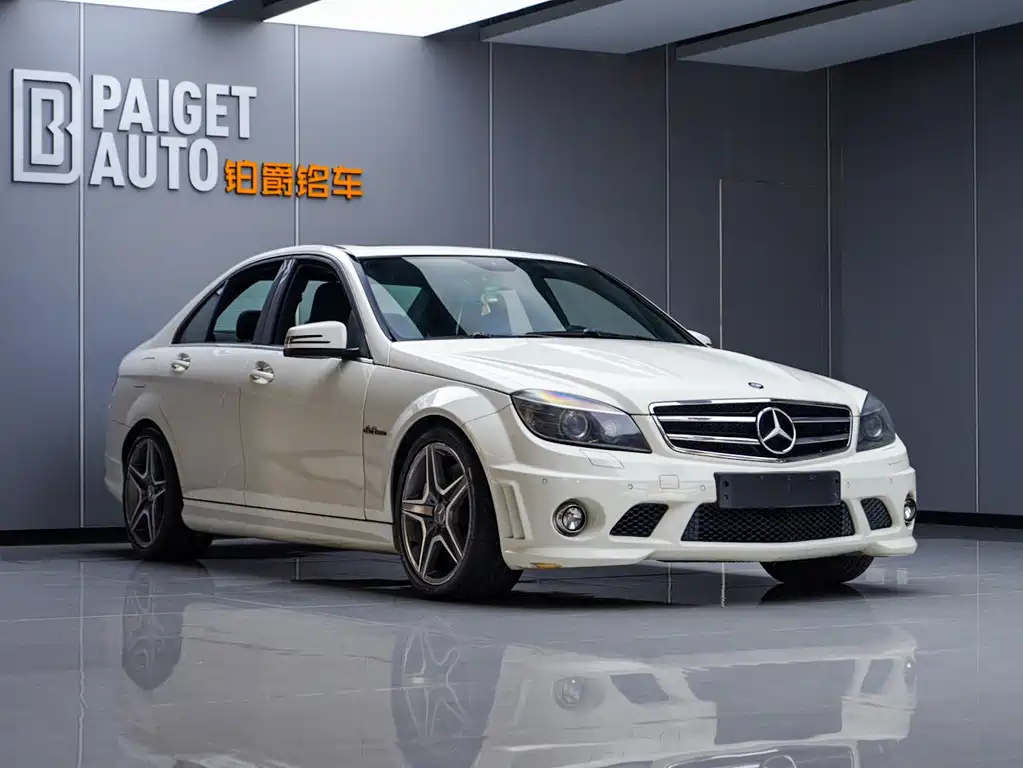 Mercedes-Benz C-Class AMG 2011 — фото 2