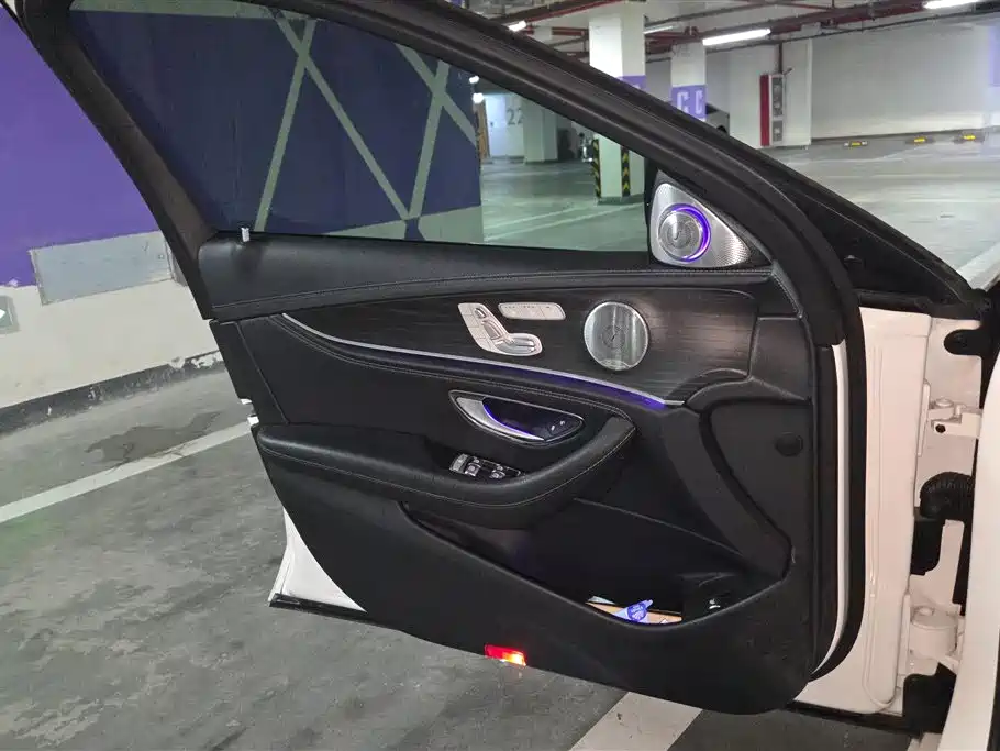 Mercedes-Benz E-Class 2019