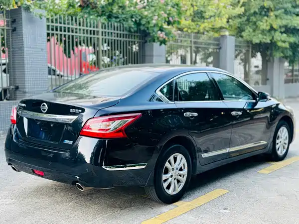 Nissan Teana 2015