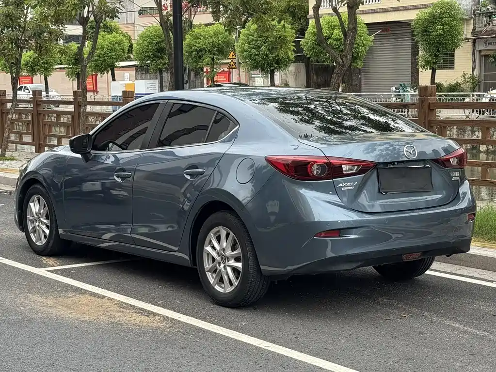 Mazda 3 Angkesela 2018
