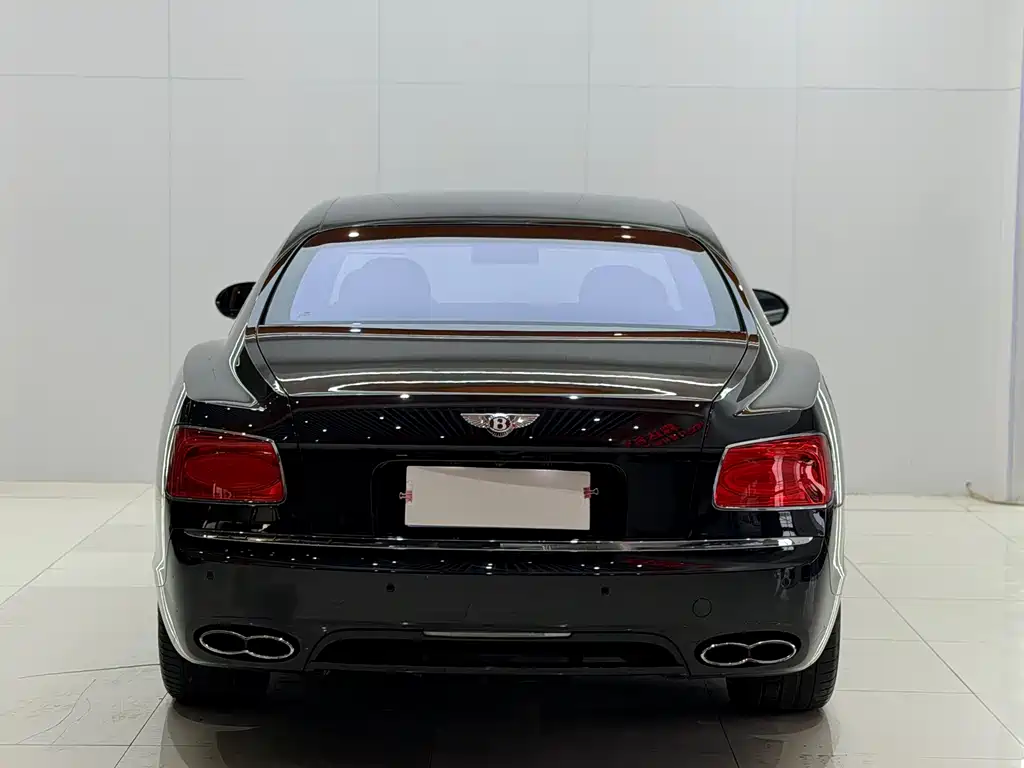 Bentley Flying Spur 2016 — фото 17