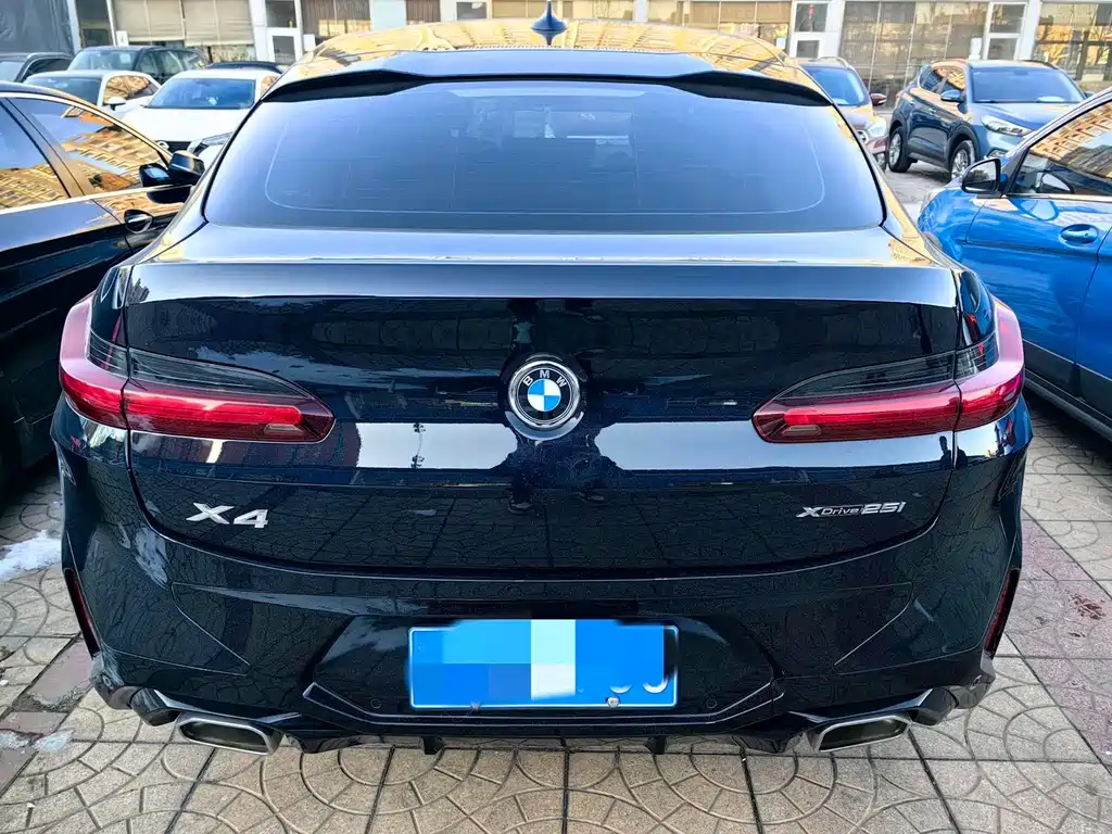BMW X4 2023 — фото 22