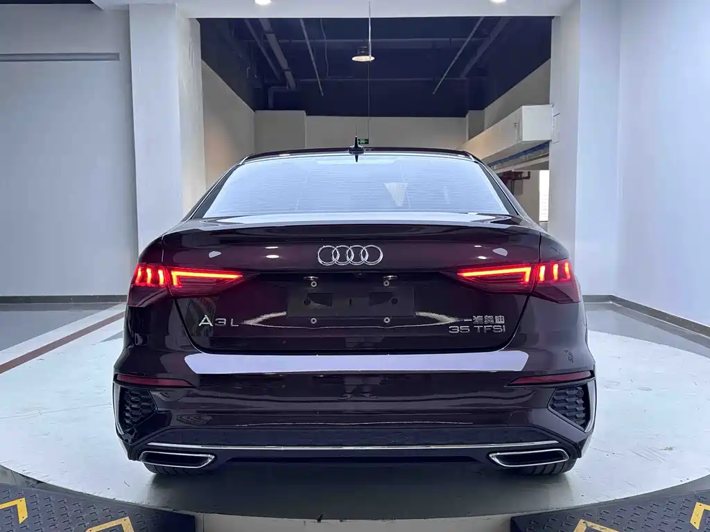 Audi A3 2022 — фото 3