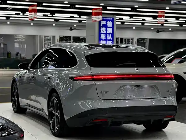 NIO ET5T 2024