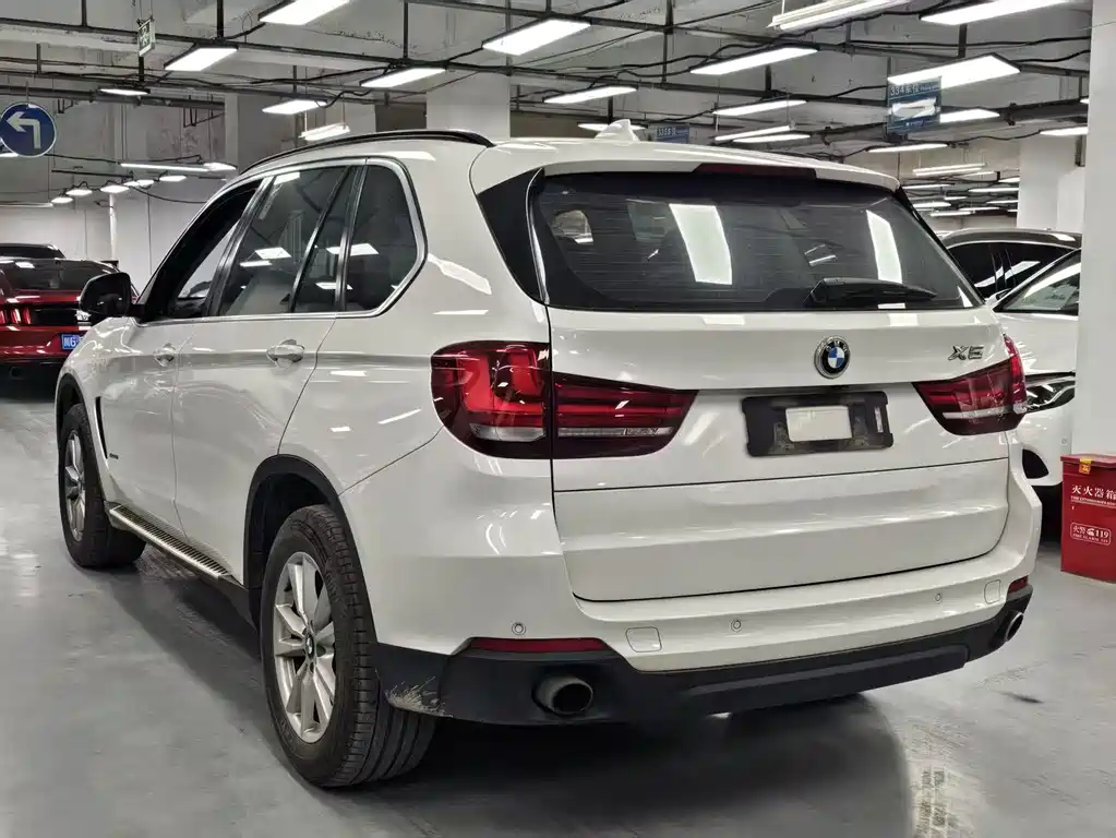 BMW X5 2016 — фото 14