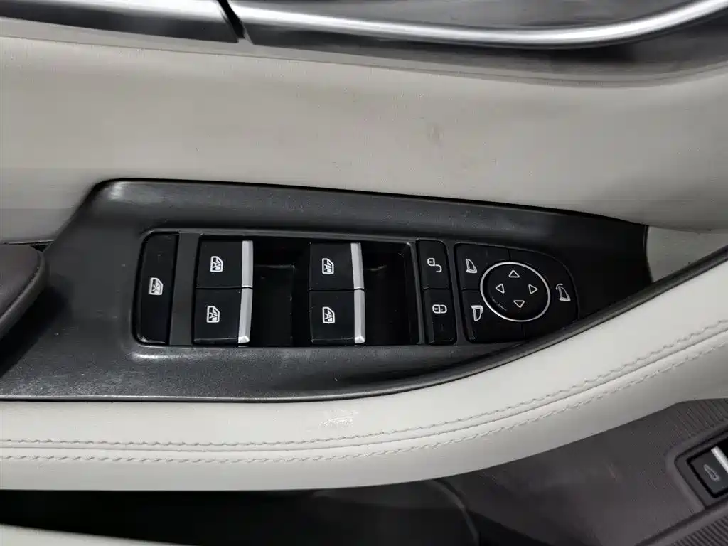 BYD PLUS New Energy 2025 — фото 9