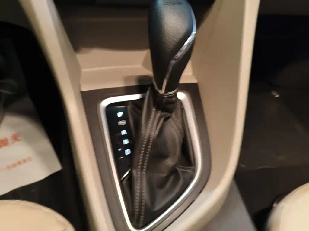 Buick Excelle GT 2019 — фото 14