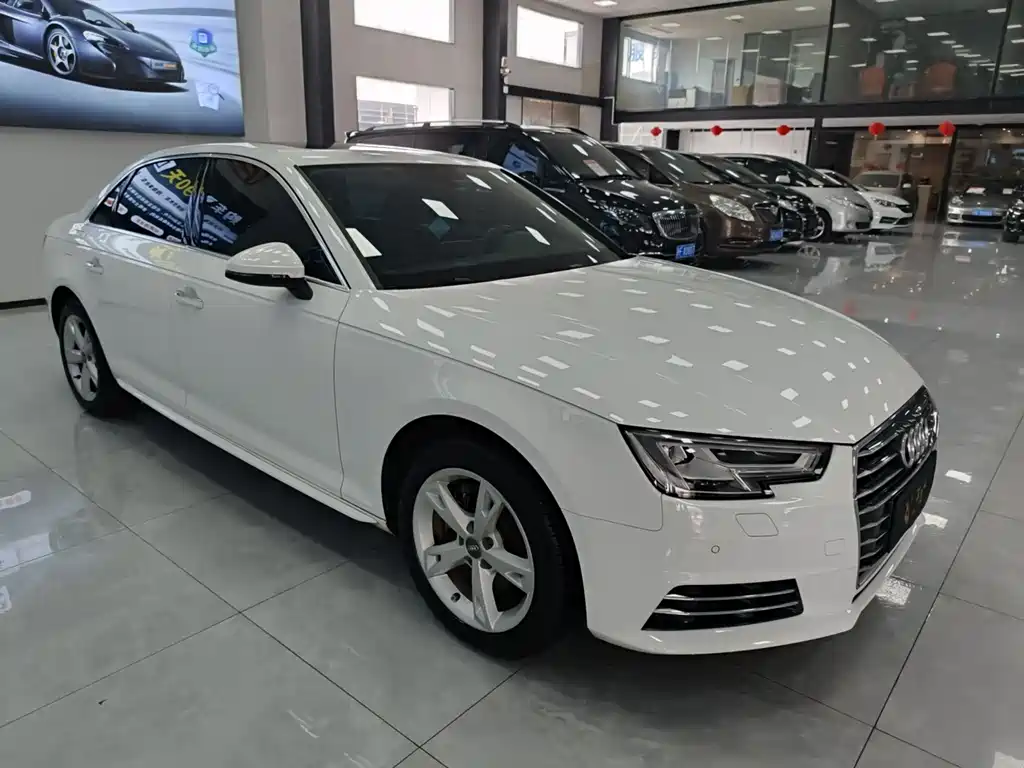 Audi A4L 2017