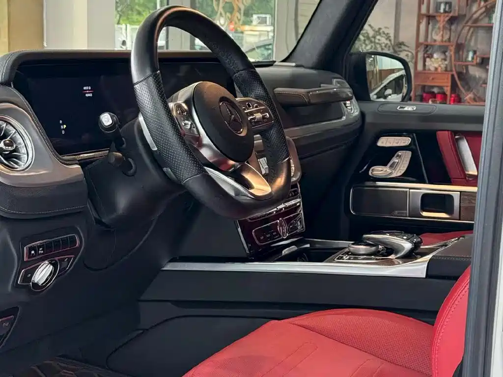 Mercedes-Benz G-Class 2023