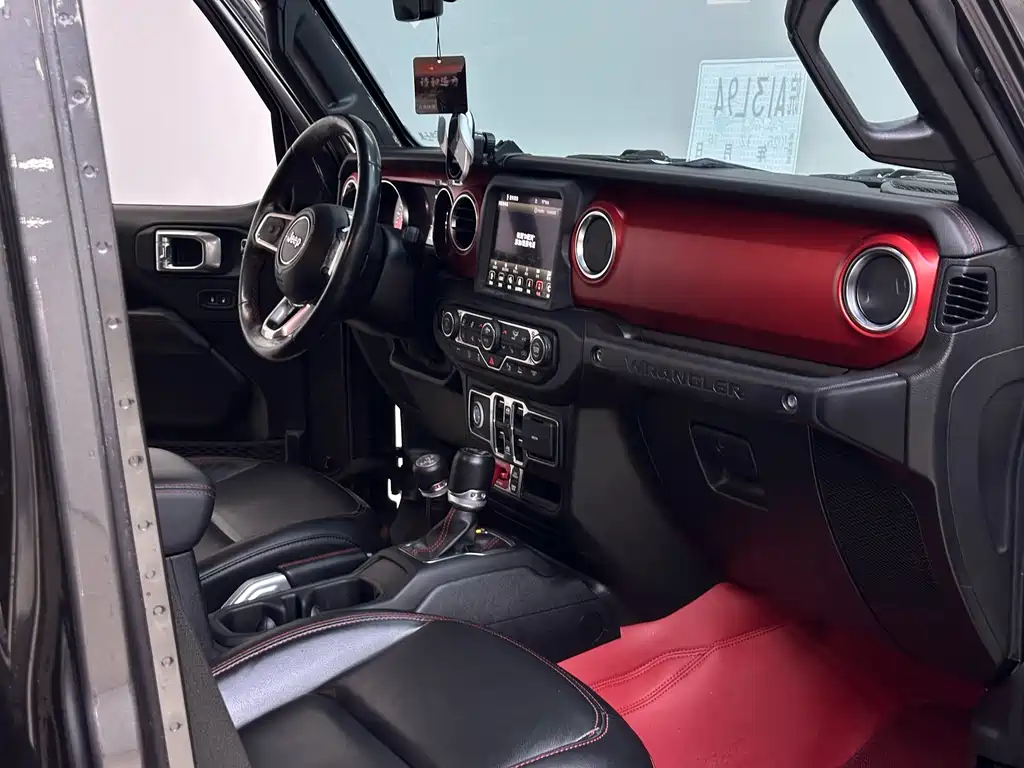 Jeep Wrangler 2021 — фото 21