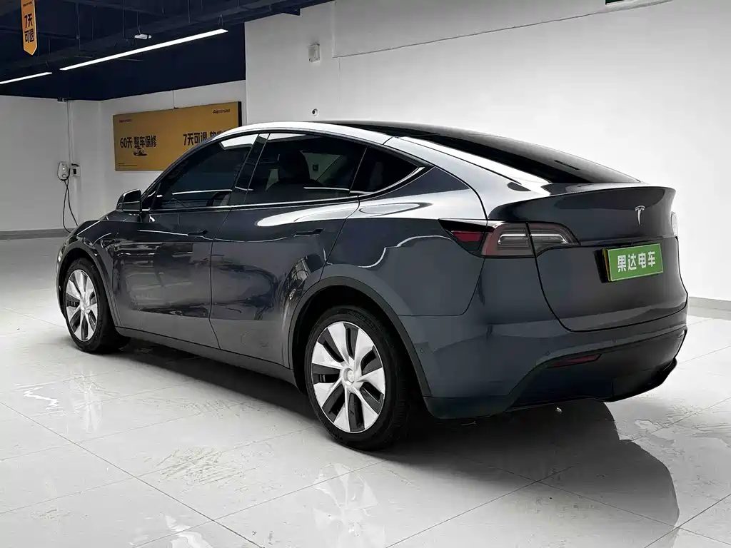 Tesla Model Y 2021 — фото 6