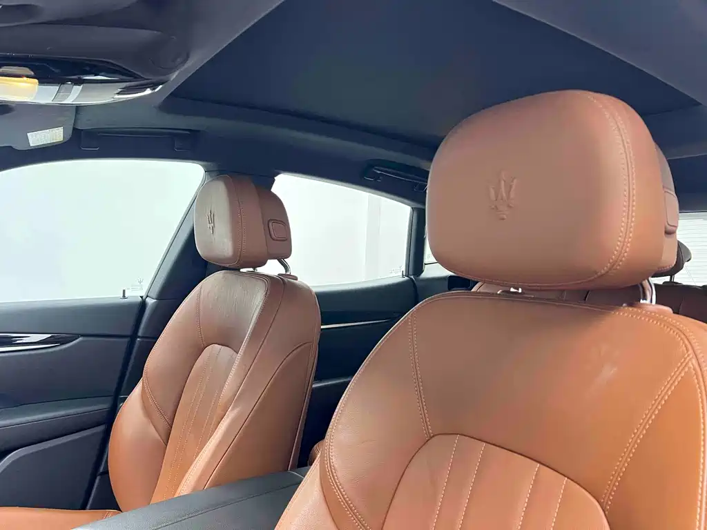 Maserati Levante 2018 — фото 13