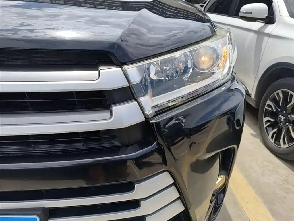 Toyota Highlander 2020 — фото 24