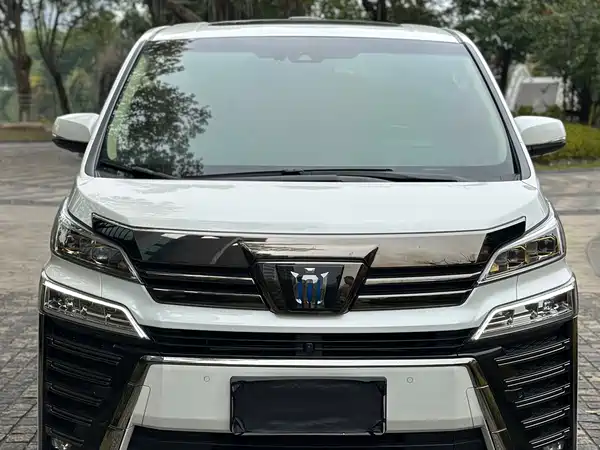 Toyota Vellfire 2023