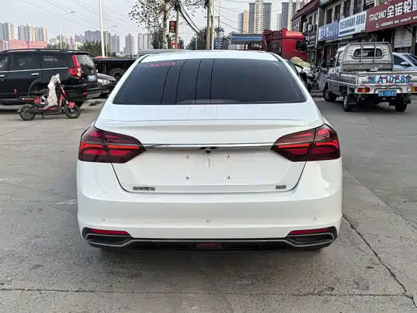 Geely Emgrand 2019