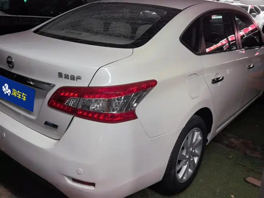 Nissan Sylphy 2012