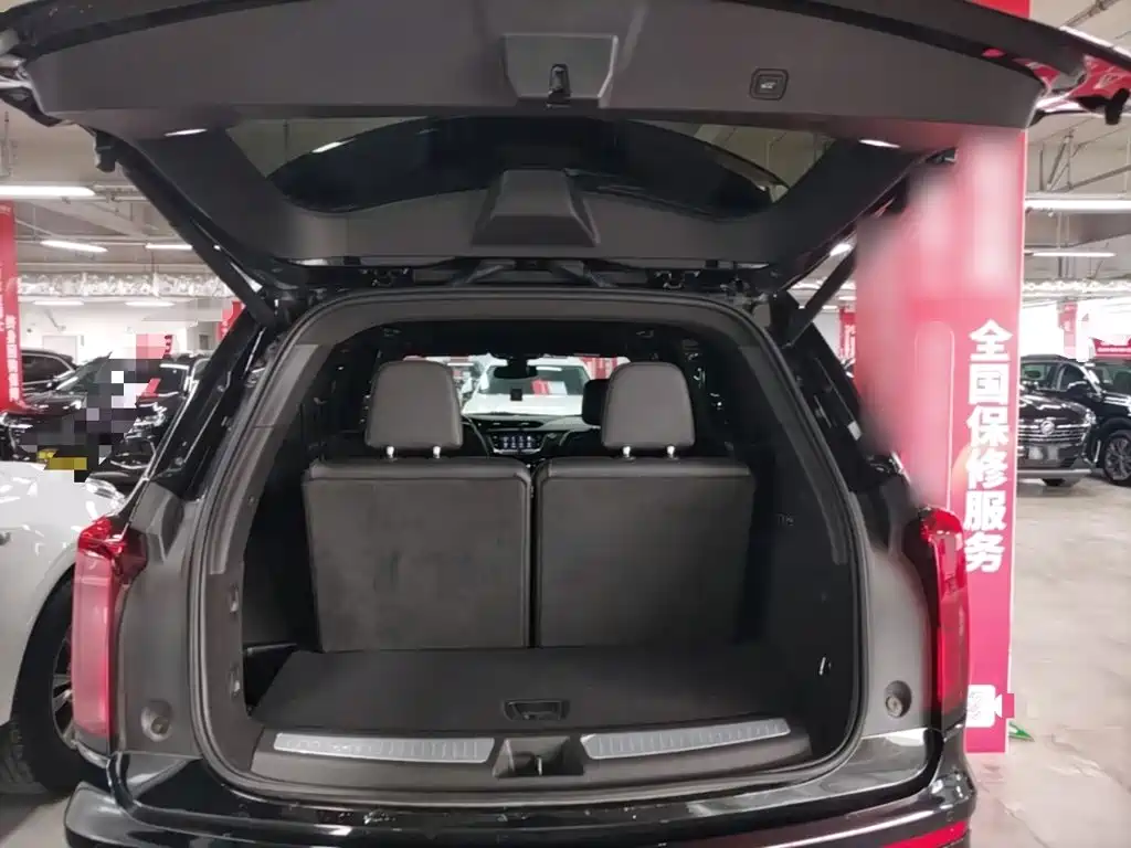 Cadillac XT6 2022 — фото 19