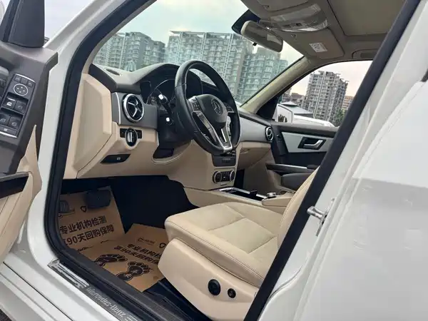 Mercedes-Benz GLK-Class 2015