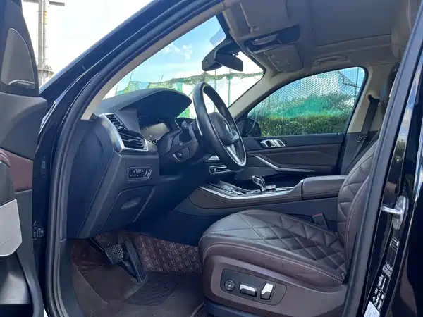 BMW X5 2023