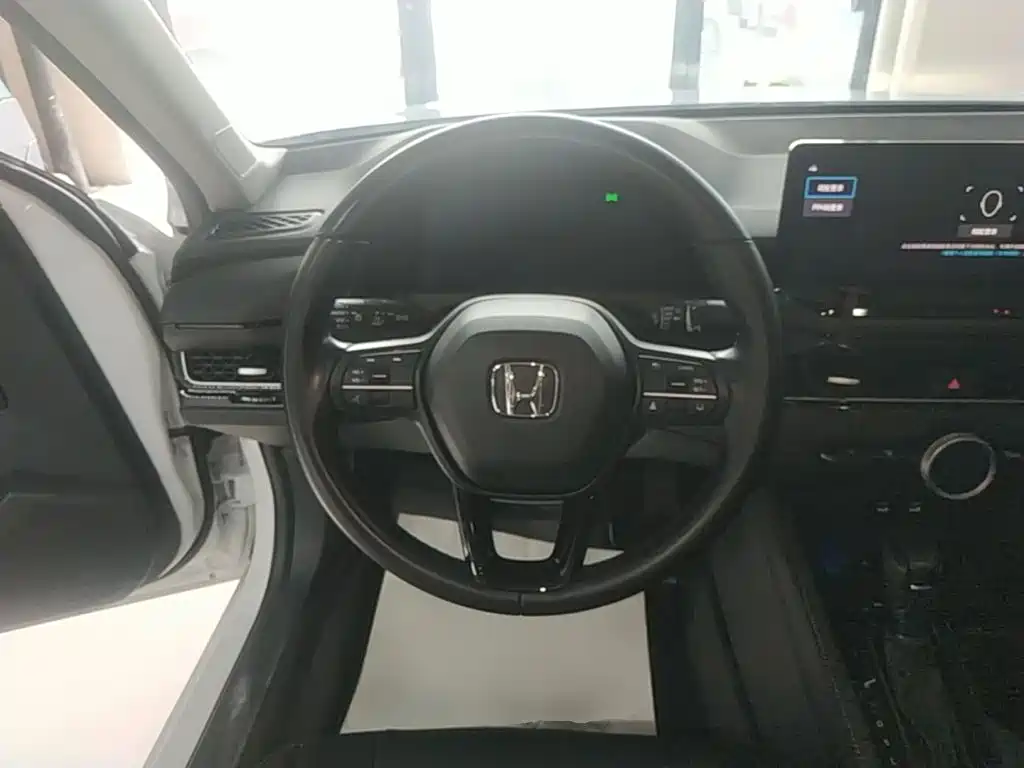 Honda Inspire 2023 — фото 11