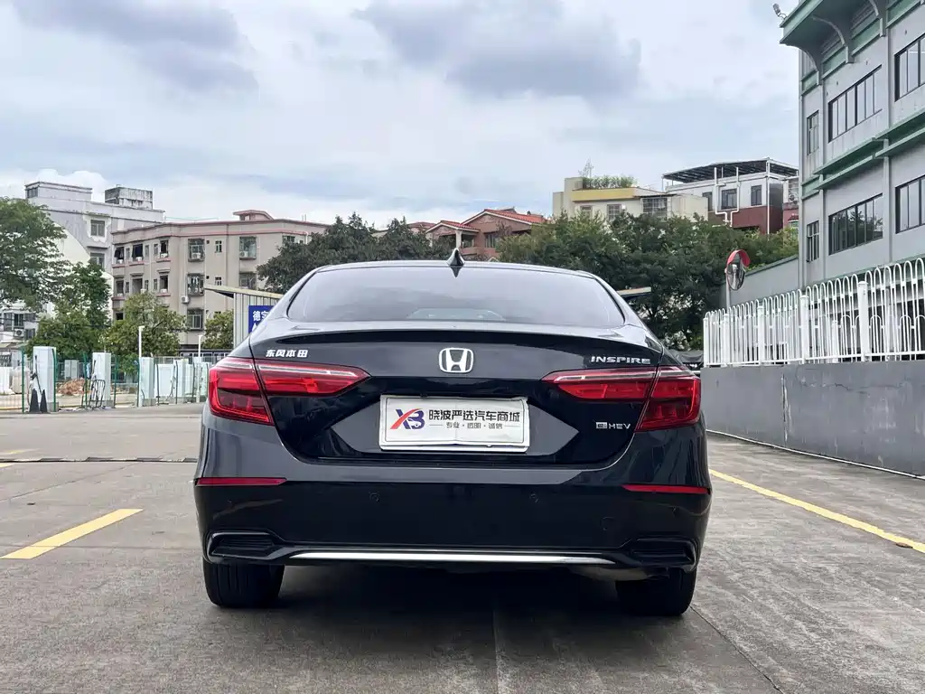 Honda Inspire 2021 — фото 16