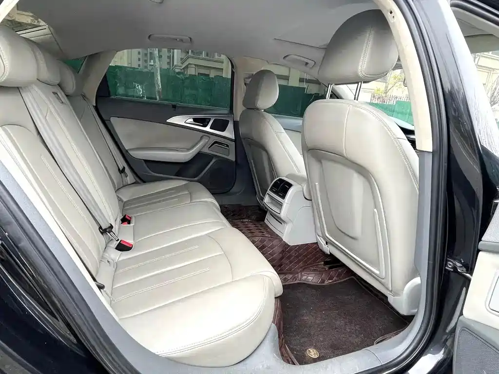 Audi A6L 2012