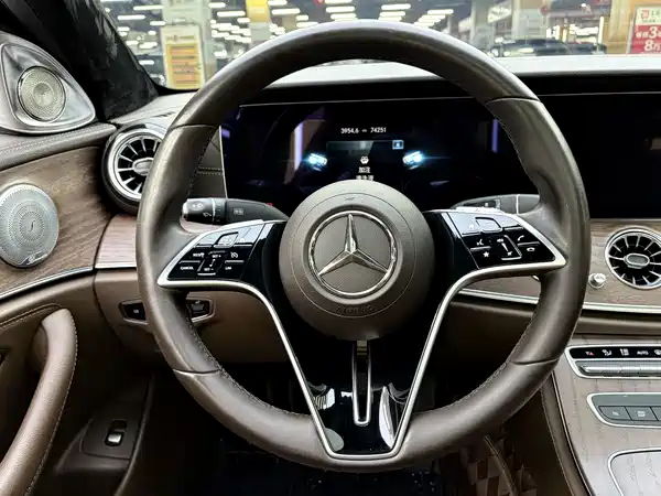 Mercedes-Benz E-Class 2023
