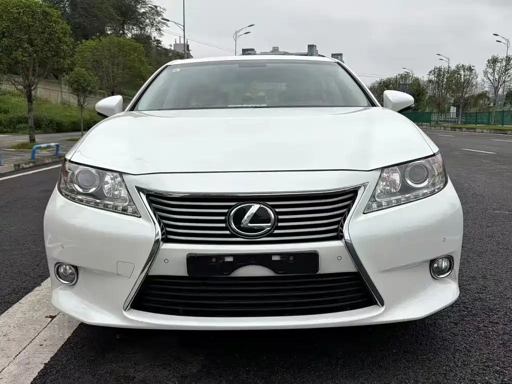 Lexus ES 2014