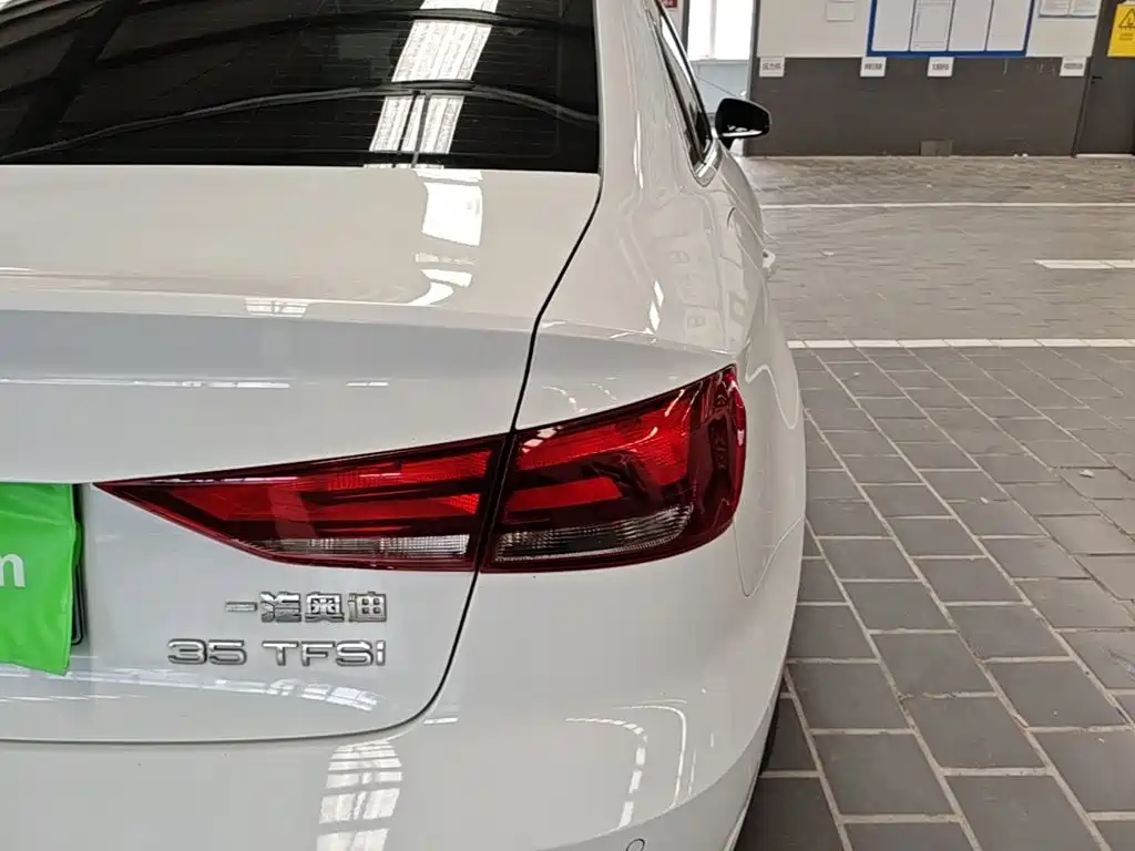 Audi A3 2015 — фото 8