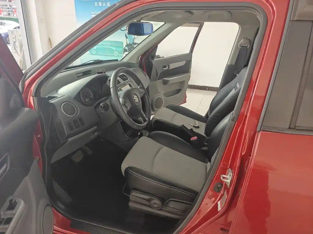 Suzuki Swift 2012