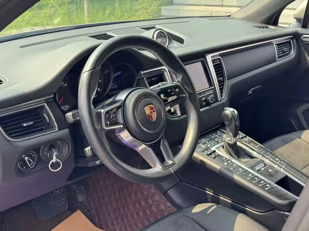 Porsche Macan 2015 — фото 8