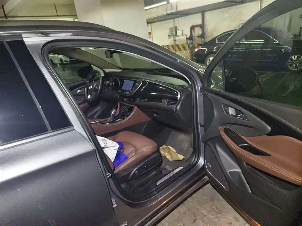 Buick Envision Plus 2018 — фото 21