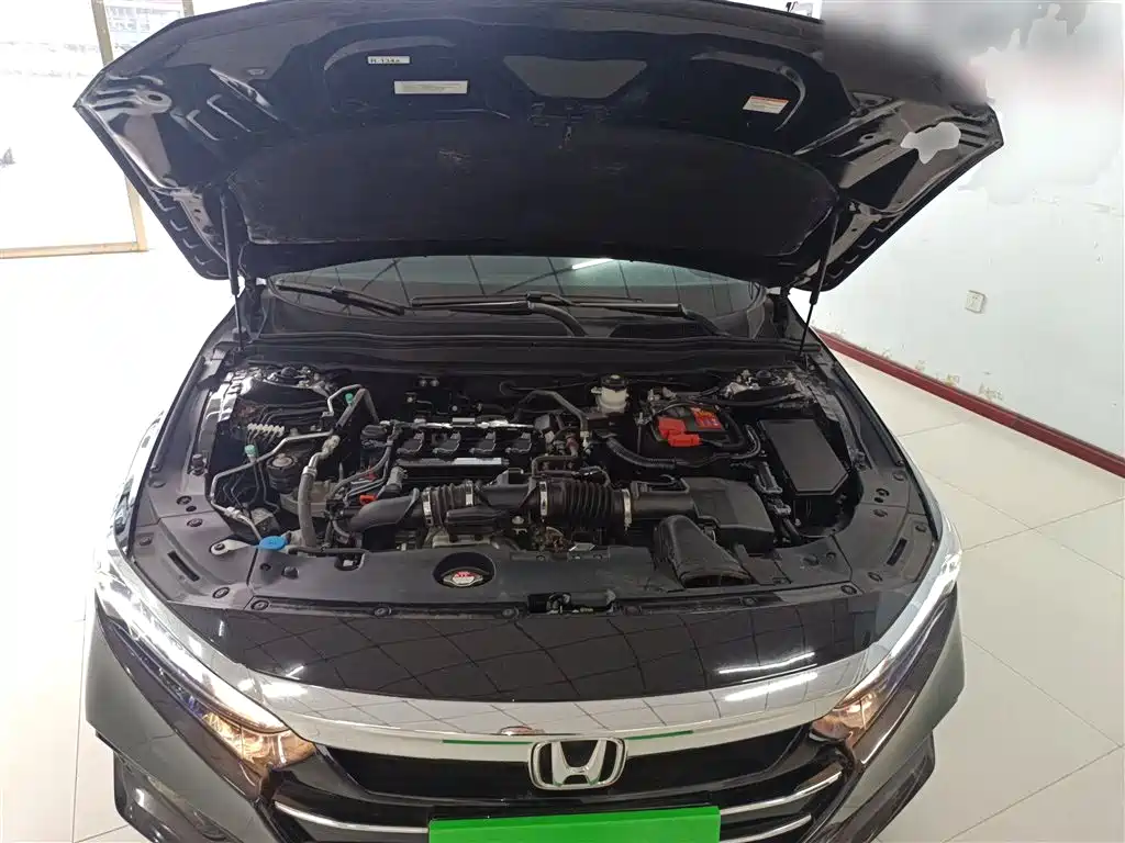Honda Accord 2022 — фото 20
