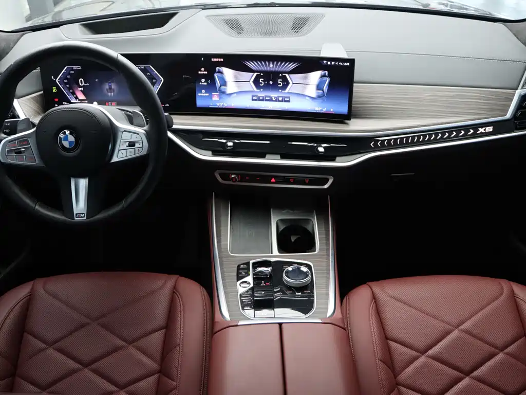 BMW X5 2025 — фото 17