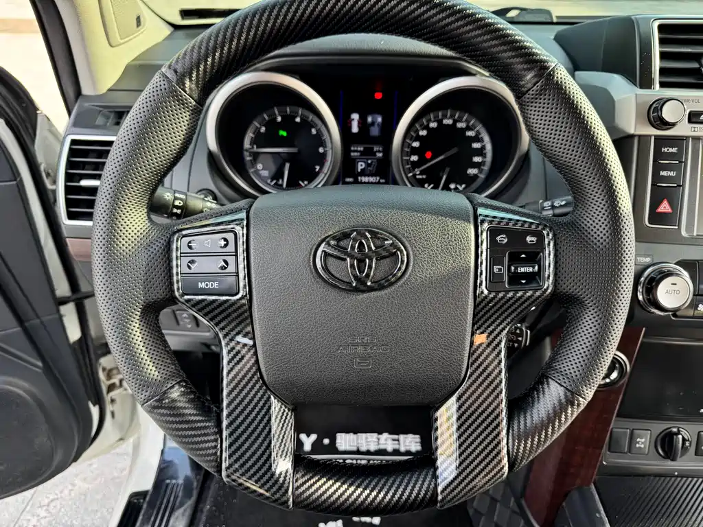 Toyota Prado 2017 — фото 13