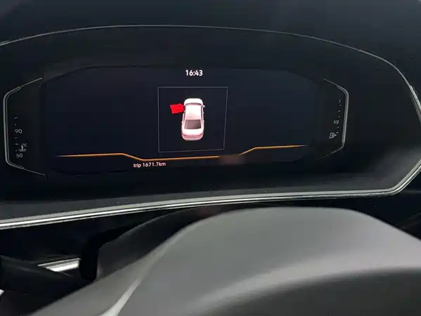 Volkswagen Passat 2023