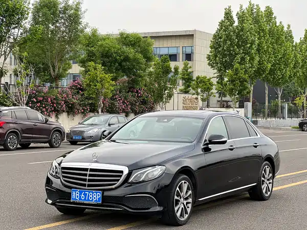 Mercedes-Benz E-Class 2016