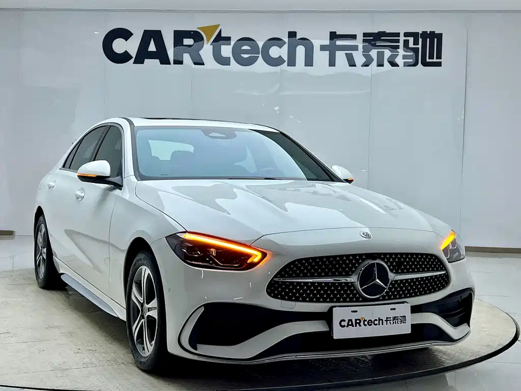 Mercedes-Benz C-Class 2022