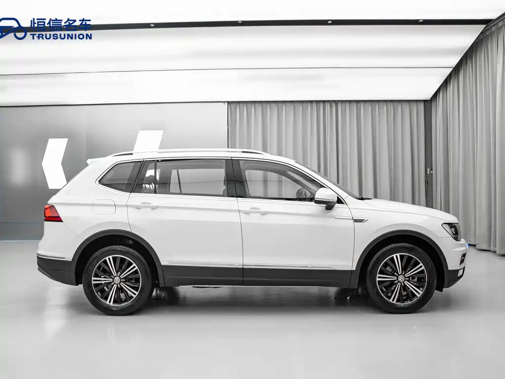 Volkswagen Tiguan L 2020 — фото 7