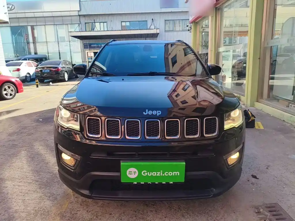 Jeep Compass 2019 — фото 3