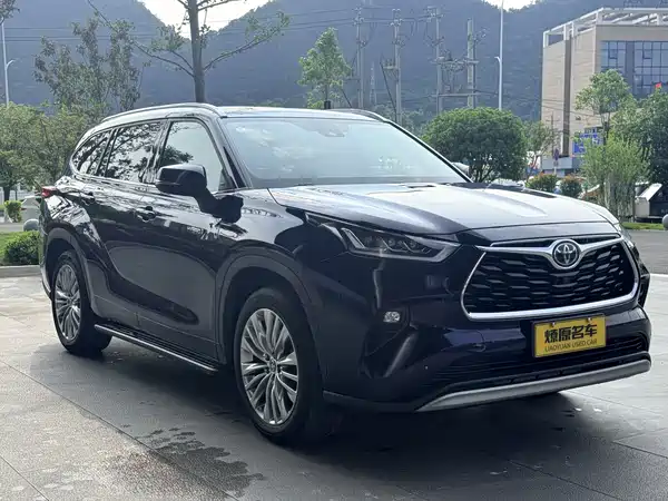 Toyota Highlander 2022