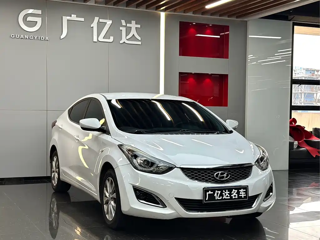 Hyundai Elantra 2017