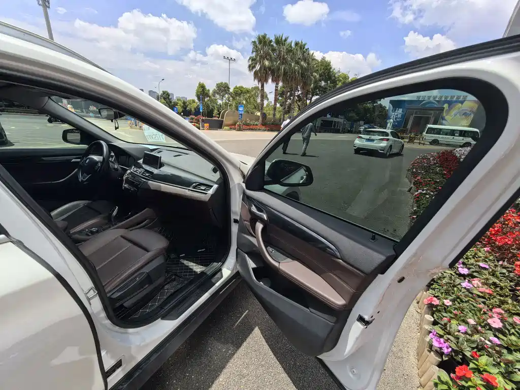 BMW X1 2020 — фото 10