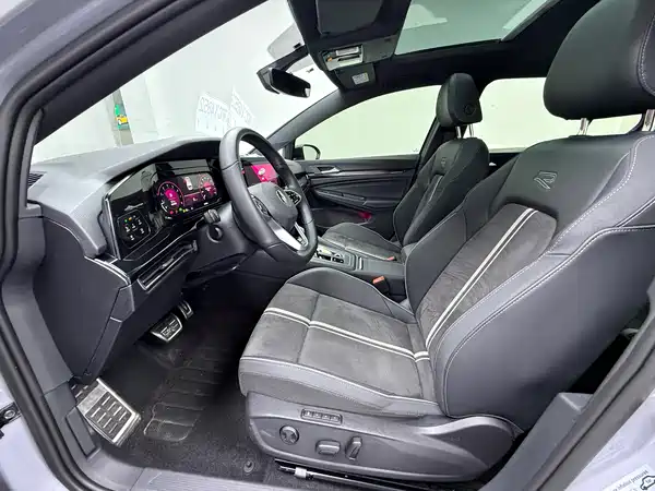 Volkswagen Golf 2023