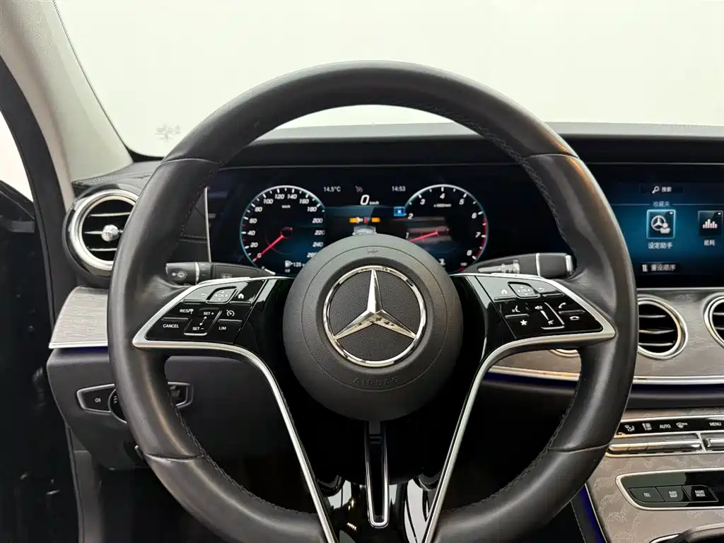 Mercedes-Benz E-Class 2021