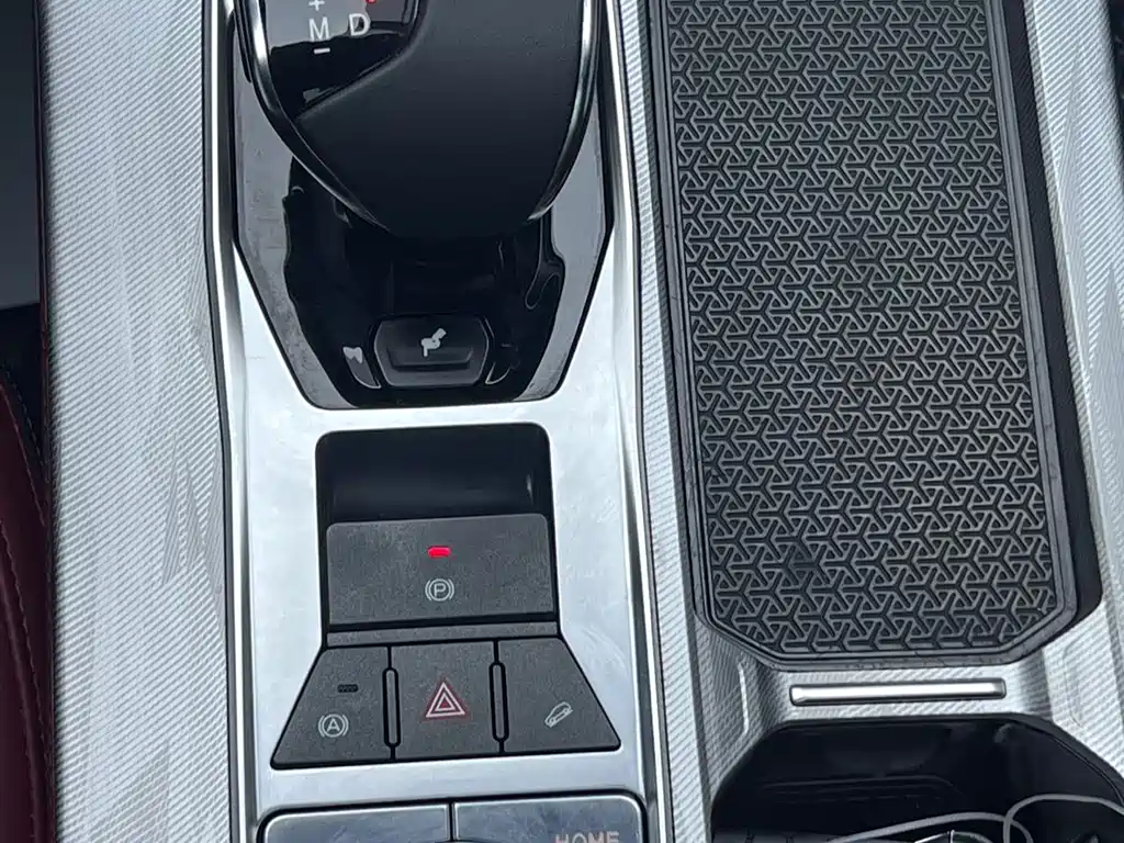 Jetour X70 PRO 2023 — фото 10