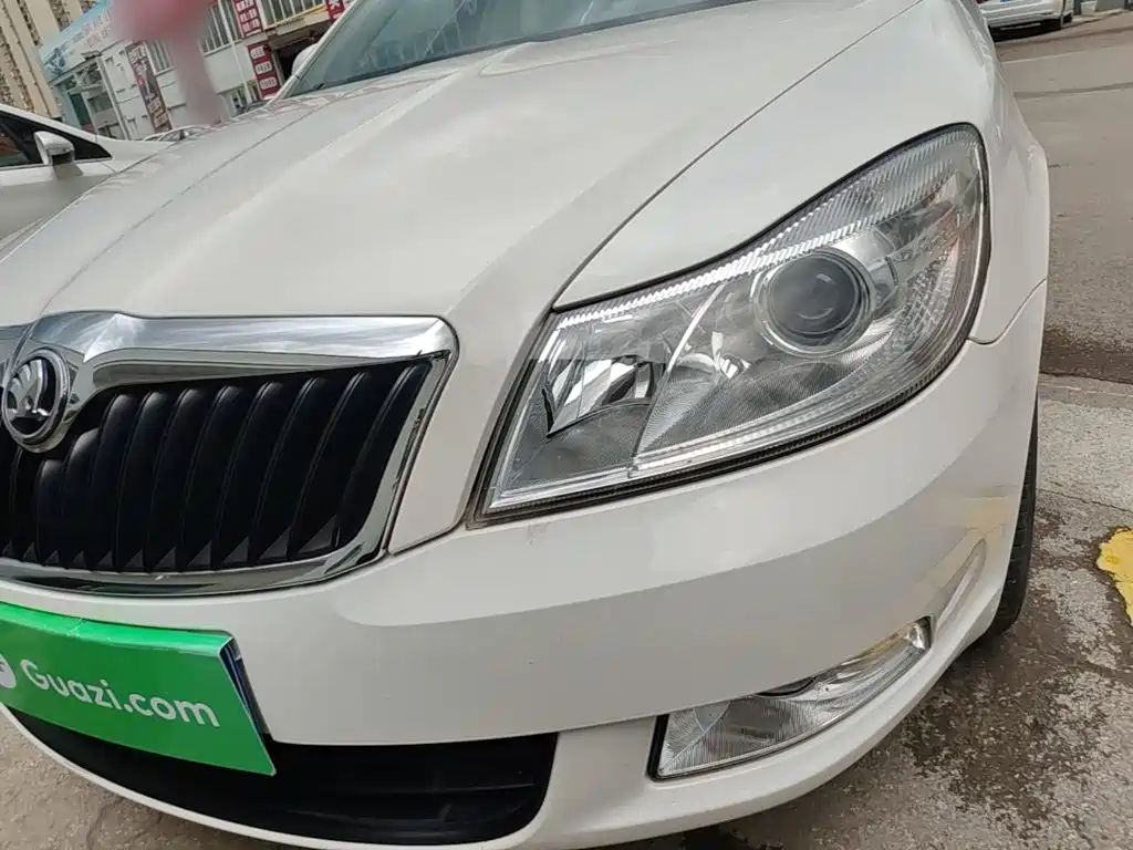 Skoda Octavia 2016 — фото 24