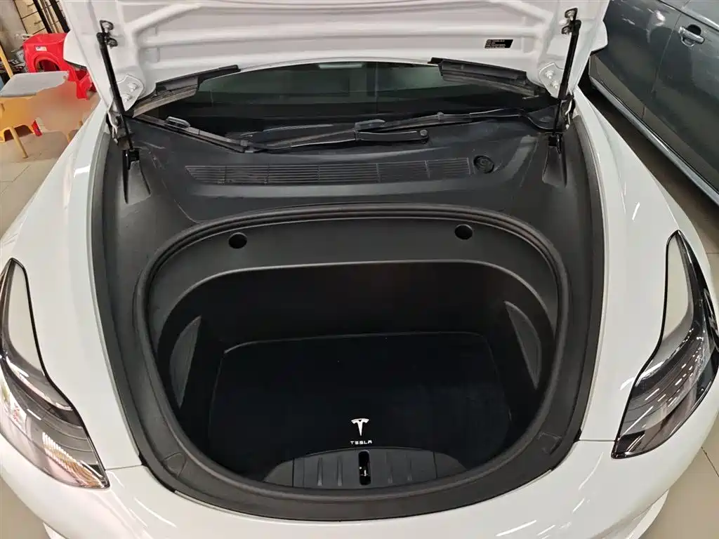 Tesla Model 3 2021 — фото 16