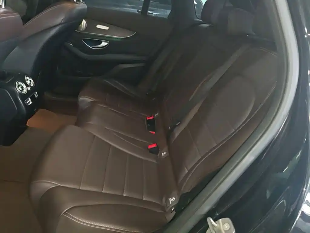 Mercedes-Benz GLC 2020 — фото 17